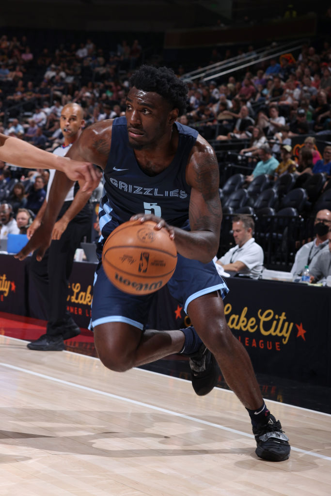 更是精神上 更是精神上