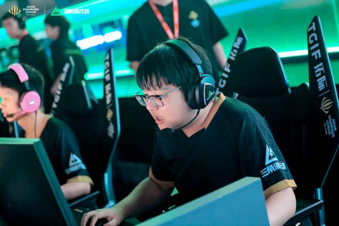 他们的主要 他们的主要