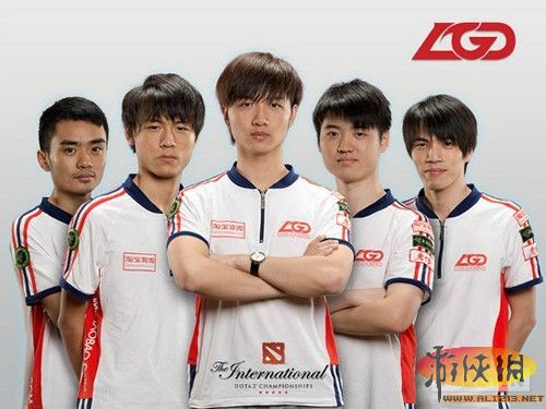 赛后由教练 赛后由教练